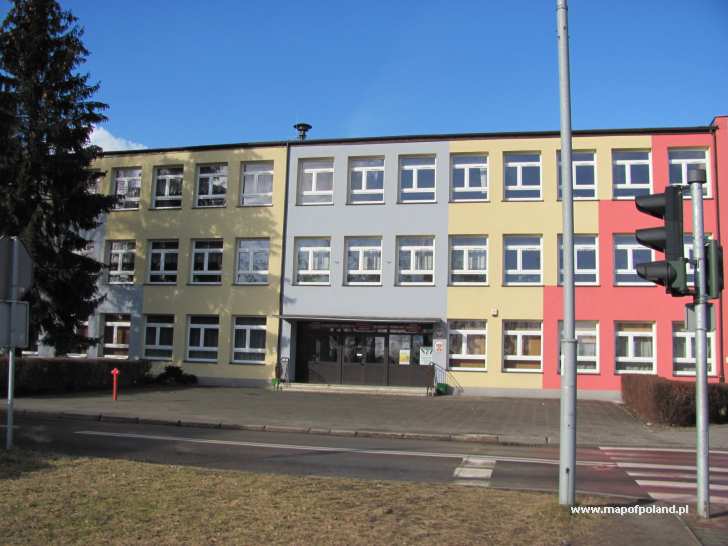 Obecny budynek szkolny